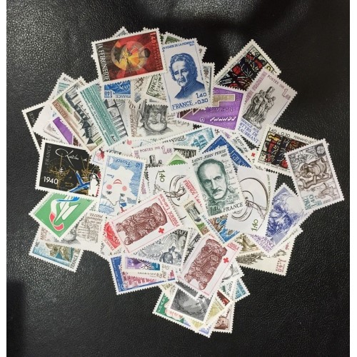 Lot de faciale 100 timbres à 1,40 Francs