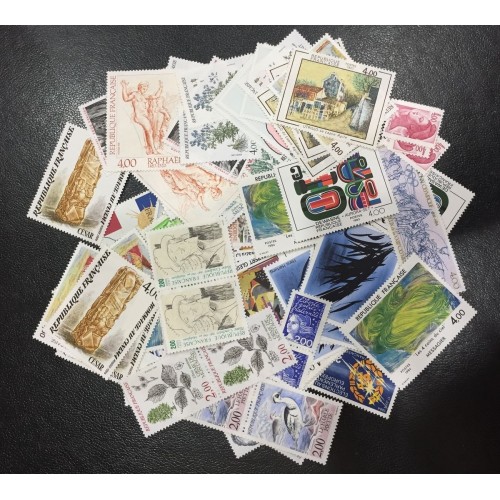 Lot de faciale 100 timbres à 4 Francs