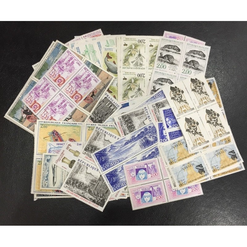 Lot de faciale 100 timbres à 8 Francs
