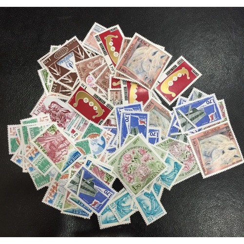 Lot de faciale 100 timbres à 1,70 Francs pour Affranchissement 