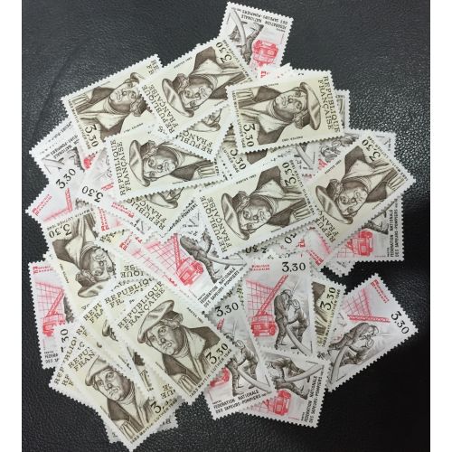 Lot de faciale 100 timbres à 3,30 Francs