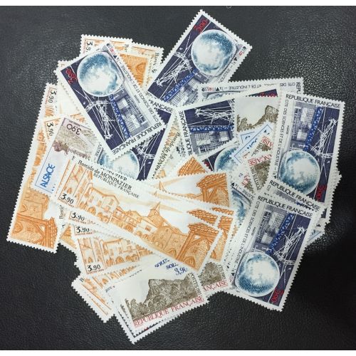 Lot de faciale 100 timbres de 3,90 Francs