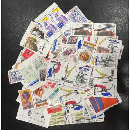 Lot de faciale 100 timbres à 5 Francs (2X2.50F)