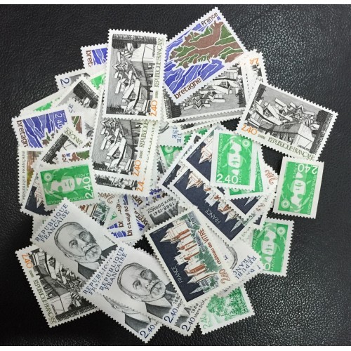 Lot de faciale 100 timbres à 2,40 Francs pour Affranchissement 