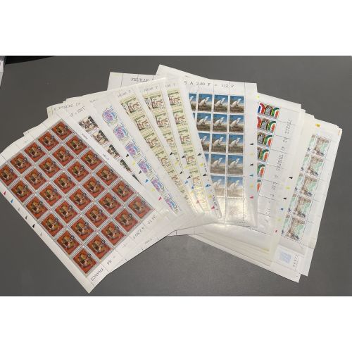 Lot de faciale 1000 timbres à 2,80 Francs en Feuilles