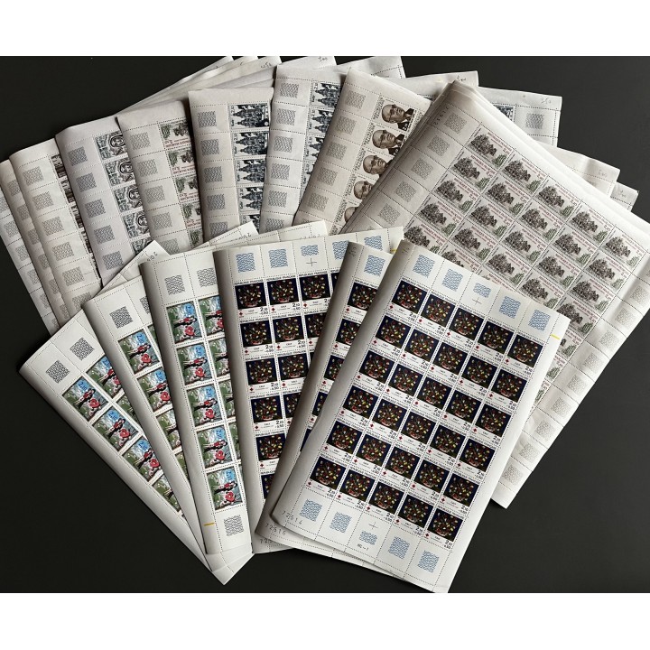 Lot de faciale de 1000 timbres à 1 Franc - En feuilles